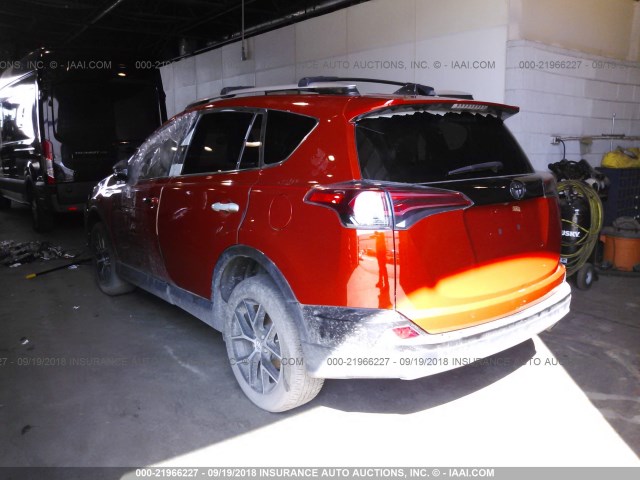 2T3JFREV6GW440385 - 2016 TOYOTA RAV4 SE RED photo 3