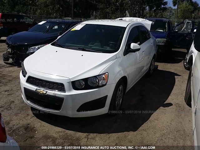 1G1JA5SH4F4178599 - 2015 CHEVROLET SONIC LS 白色 照片 2