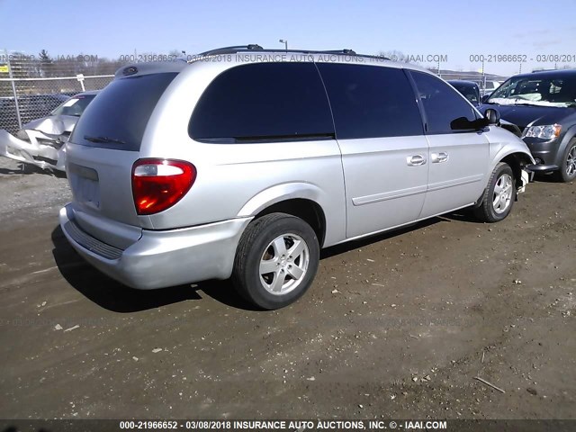 2D8GP44L06R871924 - 2006 DODGE GRAND CARAVAN SXT SILVER photo 4