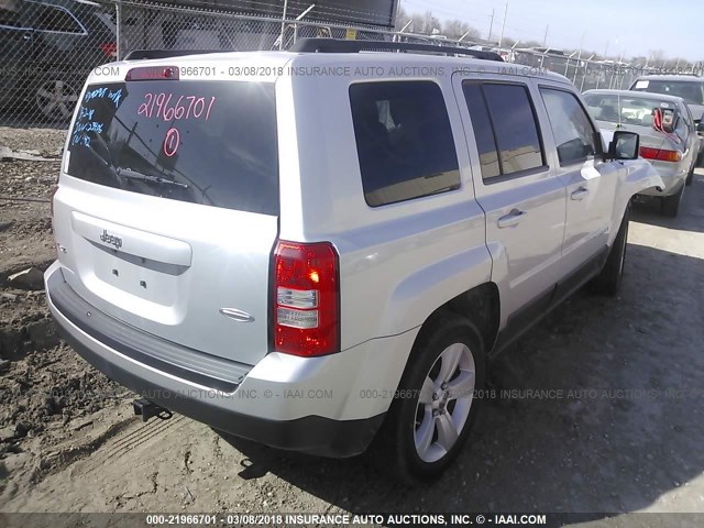 1J4NF1GB0BD243542 - 2011 JEEP PATRIOT SPORT SILVER photo 4