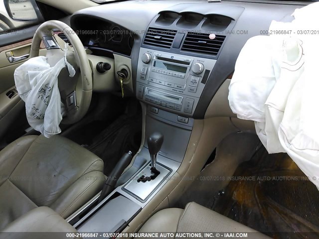 4T1FA38P97U121215 - 2007 TOYOTA CAMRY SOLARA SE/SLE შავი ფოტო 5