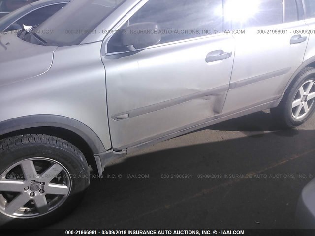 YV1CM59H041032142 - 2004 VOLVO XC90 SILVER photo 6