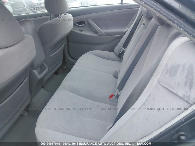 4T1BF3EKXBU657169 - 2011 TOYOTA CAMRY SE/LE/XLE GRAY photo 8