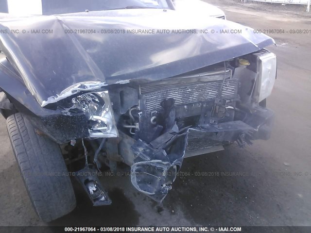 1J8HG48N26C231973 - 2006 JEEP COMMANDER BLACK photo 6