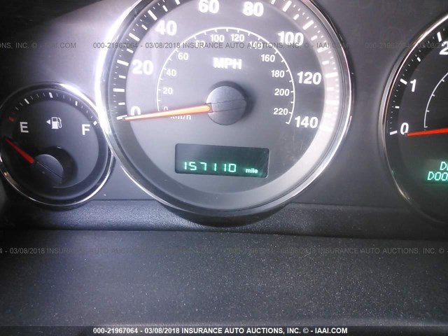 1J8HG48N26C231973 - 2006 JEEP COMMANDER BLACK photo 7