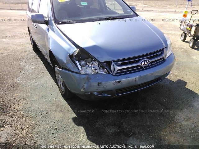 KNDMB233086245970 - 2008 KIA SEDONA EX/LX BLUE photo 6