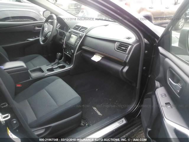 4T1BF1FK9GU158437 - 2016 TOYOTA CAMRY LE/XLE/SE/XSE BLACK photo 5