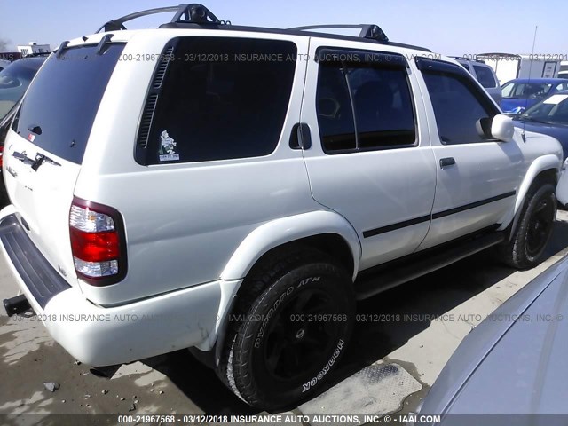 JN8DR09Y82W725902 - 2002 NISSAN PATHFINDER LE/SE WHITE photo 4