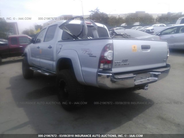 3TMLU4EN2BM079006 - 2011 TOYOTA TACOMA DOUBLE CAB ვერცხლისფერი ფოტო 3