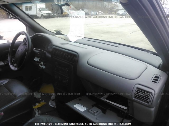 1GNDV13E23D202939 - 2003 CHEVROLET VENTURE LUXURY RED photo 5