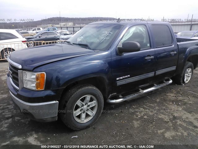 3GTRCVE07AG206689 - 2010 GMC SIERRA C1500 SLE BLUE photo 2