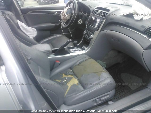 19UUA66294A044137 - 2004 ACURA TL SILVER photo 5