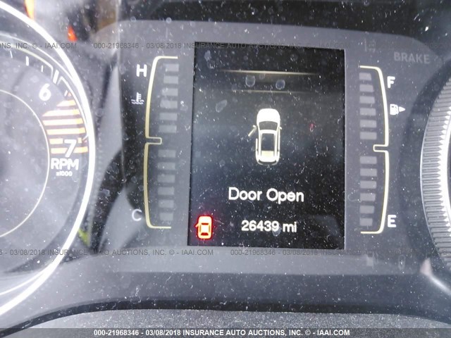 1C4PJLCB7HW604664 - 2017 JEEP CHEROKEE LATITUDE Qara foto 7