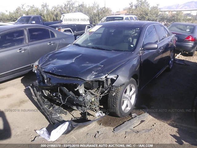 4T1BF3EKXBU171641 - 2011 TOYOTA CAMRY SE/LE/XLE Серый фото 2