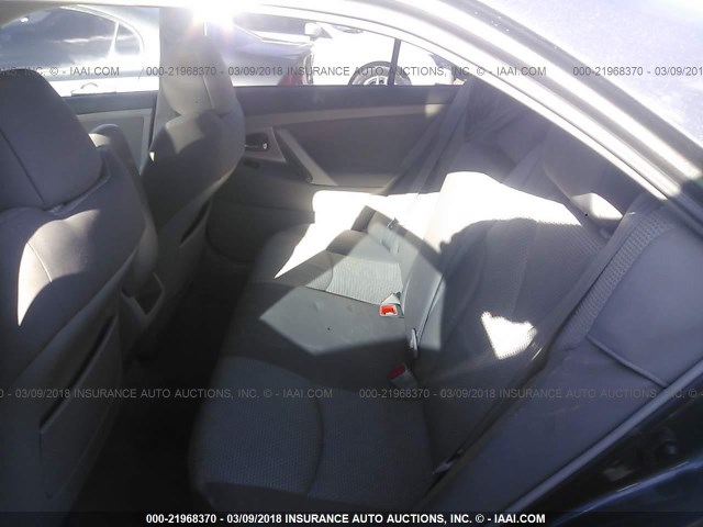 4T1BF3EKXBU171641 - 2011 TOYOTA CAMRY SE/LE/XLE GRAY photo 8