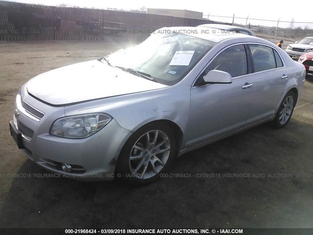 1G1ZK57719F243322 - 2009 CHEVROLET MALIBU LTZ 银色 照片 2