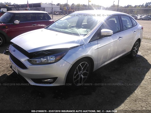 1FADP3H28HL212732 - 2017 FORD FOCUS SEL SILVER photo 2