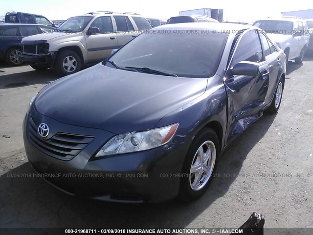 JTNBE46K773072392 - 2007 TOYOTA CAMRY NEW GENERAT CE/LE/XLE/SE GRAY photo 2