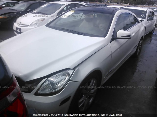 WDDKJ5KB7CF135114 - 2012 MERCEDES-BENZ E 350 WHITE photo 2