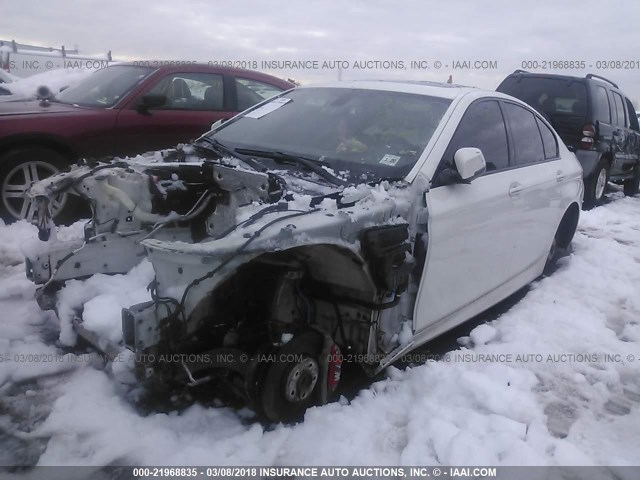 WBAKP9C5XFD979573 - 2015 BMW 550 XI WHITE photo 2