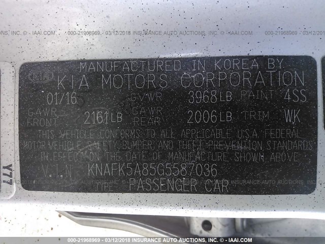 KNAFK5A85G5587036 - 2016 KIA FORTE LX SILVER photo 9