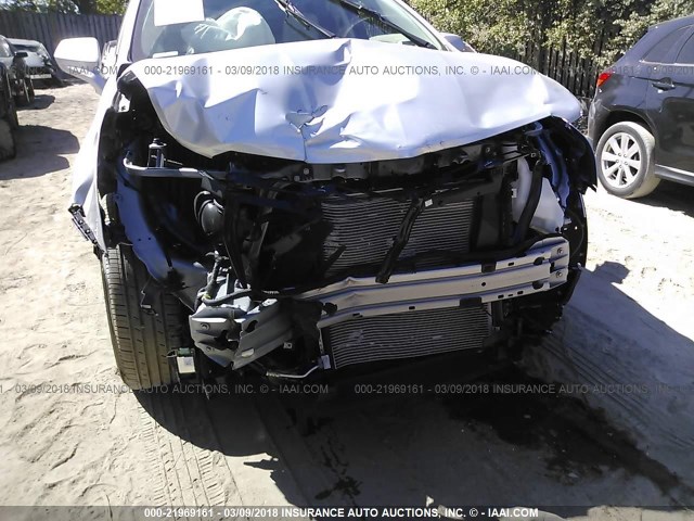 1GYKNCRS7JZ117694 - 2018 CADILLAC XT5 LUXURY SILVER photo 6