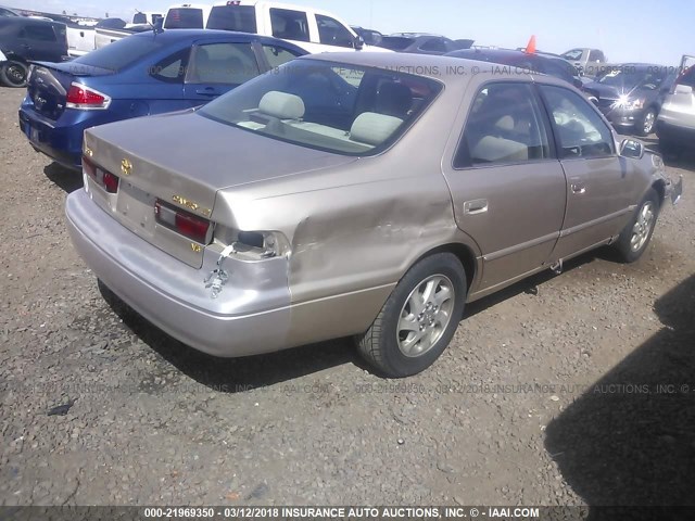 JT2BF22KXW0104045 - 1998 TOYOTA CAMRY CE/LE/XLE BROWN photo 4