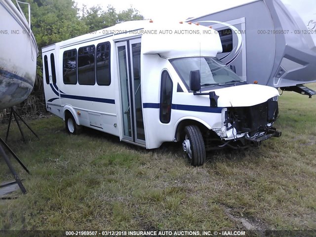 1GB6G5BG9C1194480 - 2012 CHEVROLET EXPRESS G4500  WHITE photo 1