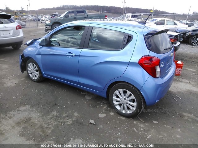 KL8CD6SA1HC838566 - 2017 CHEVROLET SPARK 1LT Синий фото 3