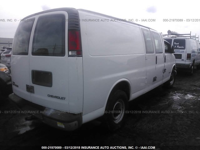 1GCHG39F321214422 - 2002 CHEVROLET EXPRESS G3500  WHITE photo 4