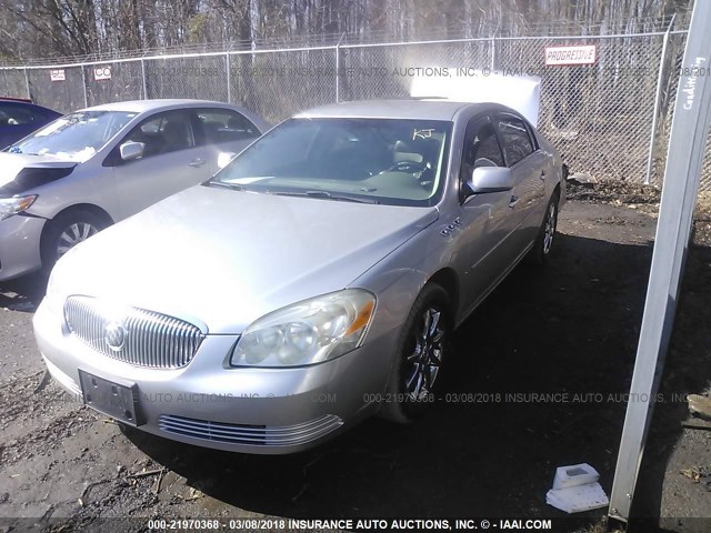 1G4HD57288U125131 - 2008 BUICK LUCERNE CXL SILVER photo 2