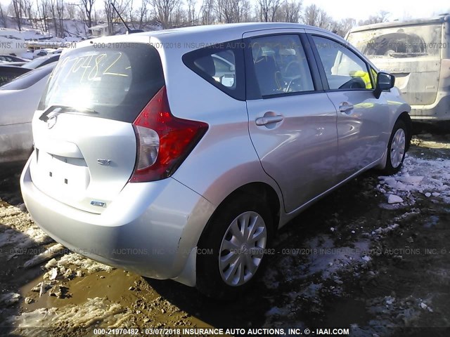 3N1CE2CP3GL389302 - 2016 NISSAN VERSA NOTE S/S PLUS/SV/SL/SR SILVER photo 4
