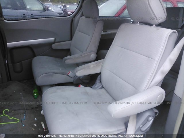 5N1BV28U68N117363 - 2008 NISSAN QUEST S/SE/SL GRAY photo 8