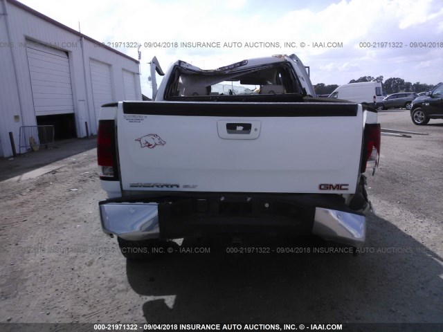 2GTEK13Y381175592 - 2008 GMC SIERRA K1500 WHITE photo 8