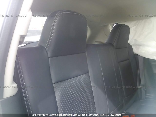 1C4NJCEA7GD700106 - 2016 JEEP COMPASS LATITUDE 白色 照片 8