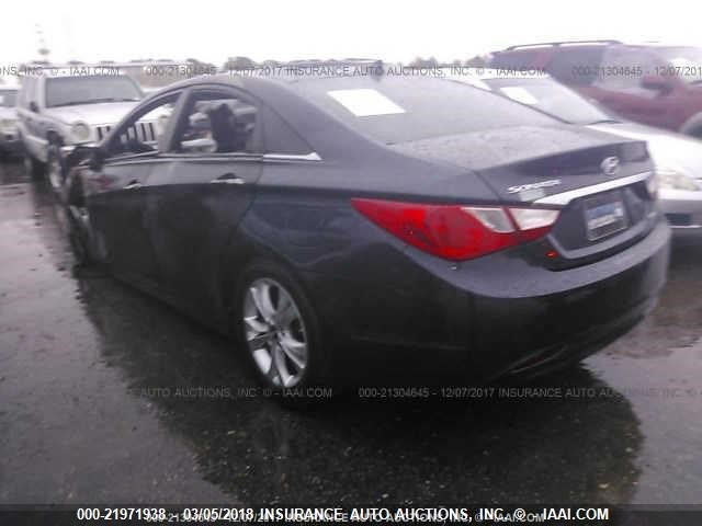 5NPEC4AC1DH539216 - 2013 HYUNDAI SONATA SE/LIMITED 灰色 照片 3