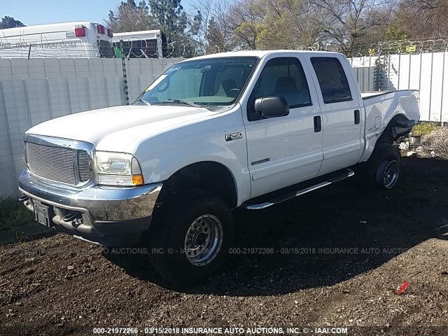 1FTNW21F52EB95005 - 2002 FORD F250 SUPER DUTY WHITE photo 2