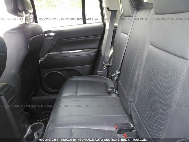 1C4NJDEB0FD333417 - 2015 JEEP COMPASS LATITUDE შავი ფოტო 8