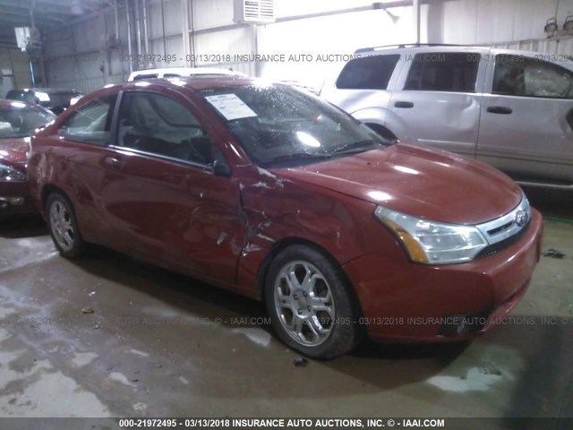 1FAHP33N28W100610 - 2008 FORD FOCUS SE/SEL/SES RED photo 1