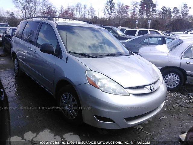 5TDZK23C98S167565 - 2008 TOYOTA SIENNA CE/LE SILVER photo 1