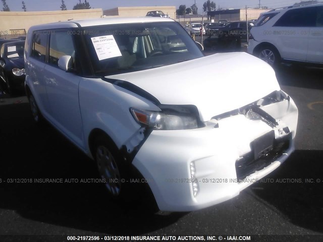 JTLZE4FE6FJ068880 - 2015 TOYOTA SCION XB თეთრი ფოტო 1