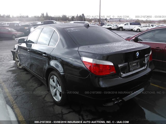 WBANF73547CU26803 - 2007 BMW 530 XI Noir photo 3