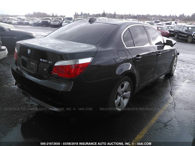 WBANF73547CU26803 - 2007 BMW 530 XI Noir photo 4