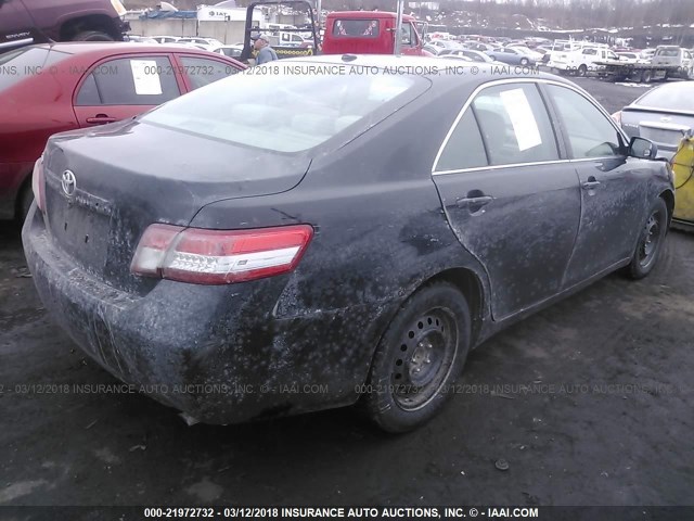 4T1BF3EKXBU133374 - 2011 TOYOTA CAMRY SE/LE/XLE Черный фото 4