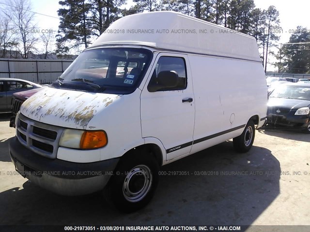 2B7JB21Z12K107390 - 2002 DODGE RAM VAN B2500 WHITE photo 2