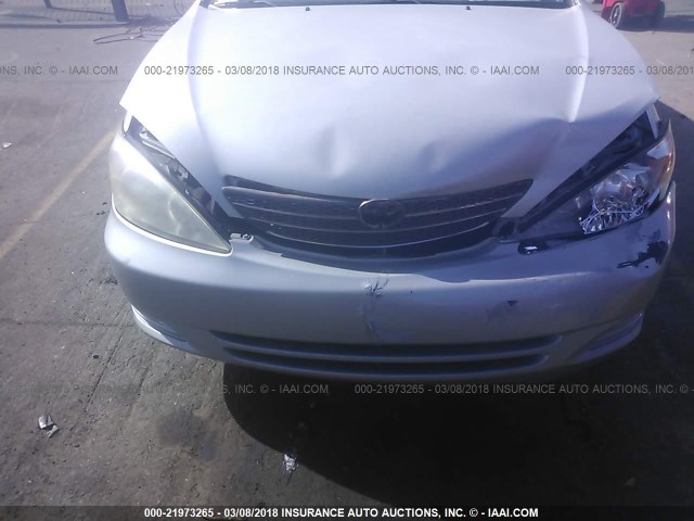 4T1BE32K42U048666 - 2002 TOYOTA CAMRY LE/XLE/SE ვერცხლისფერი ფოტო 6