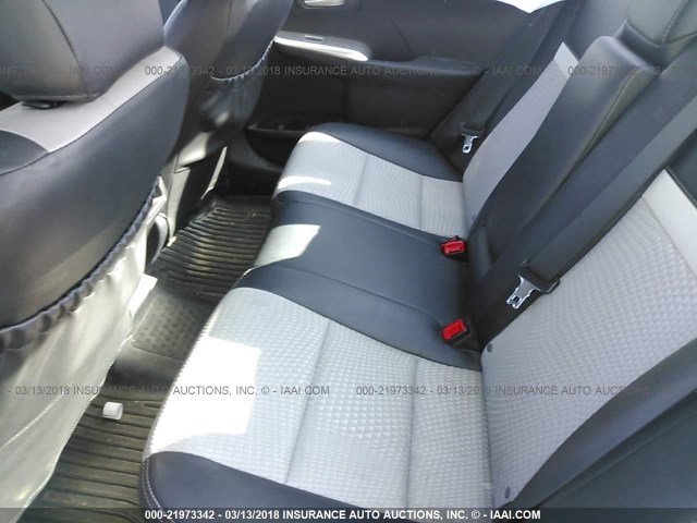 4T1BF1FKXCU126056 - 2012 TOYOTA CAMRY SE/LE/XLE GRAY photo 8