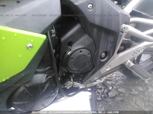 JKAEXEC109DA37054 - 2009 KAWASAKI EX650 C 绿色 照片 9
