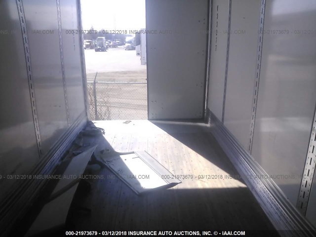 3H3V532C8JR819066 - 2018 HYUNDAI STEEL INDUSTRIES VAN  Weiß Foto 8