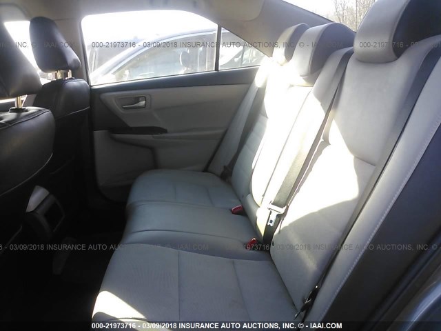 4T1BF1FK4GU147507 - 2016 TOYOTA CAMRY LE/XLE/SE/XSE ნაცრისფერი ფოტო 8